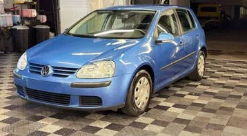 Volkswagen Golf 2004 photo 2