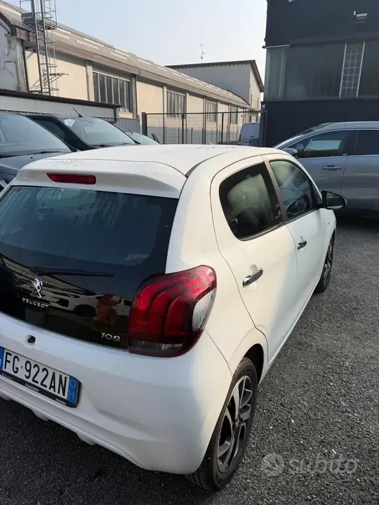 Peugeot 108 2017 photo 3