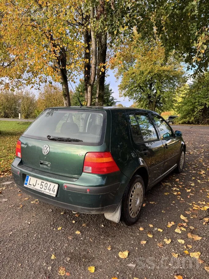 Volkswagen Golf 4 2000 photo 3