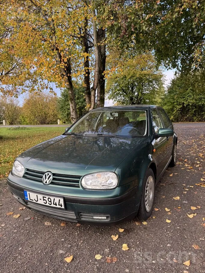 Volkswagen Golf 4 2000 photo 2