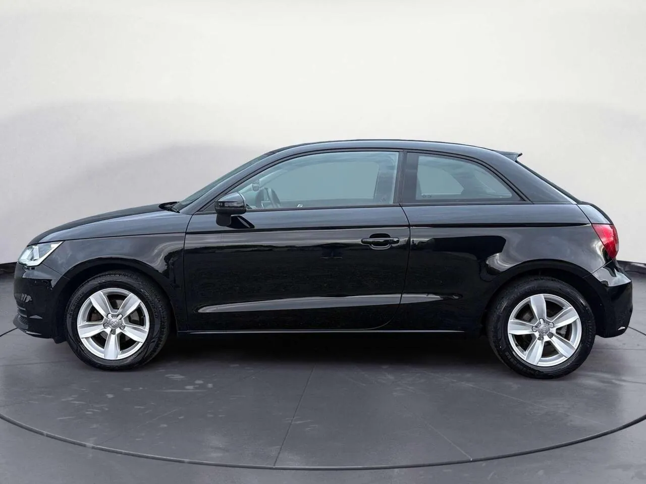 Audi A1 2016 photo 2