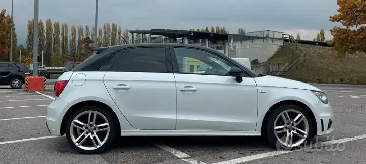Audi A1 2015 photo 2