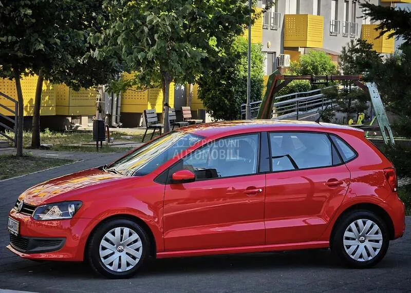 Volkswagen Polo 2011 photo 5