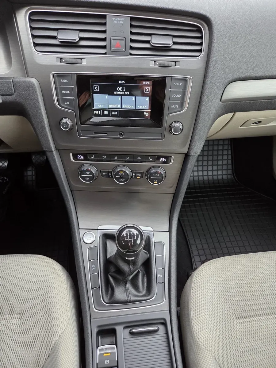 Volkswagen Golf 2013 photo 3