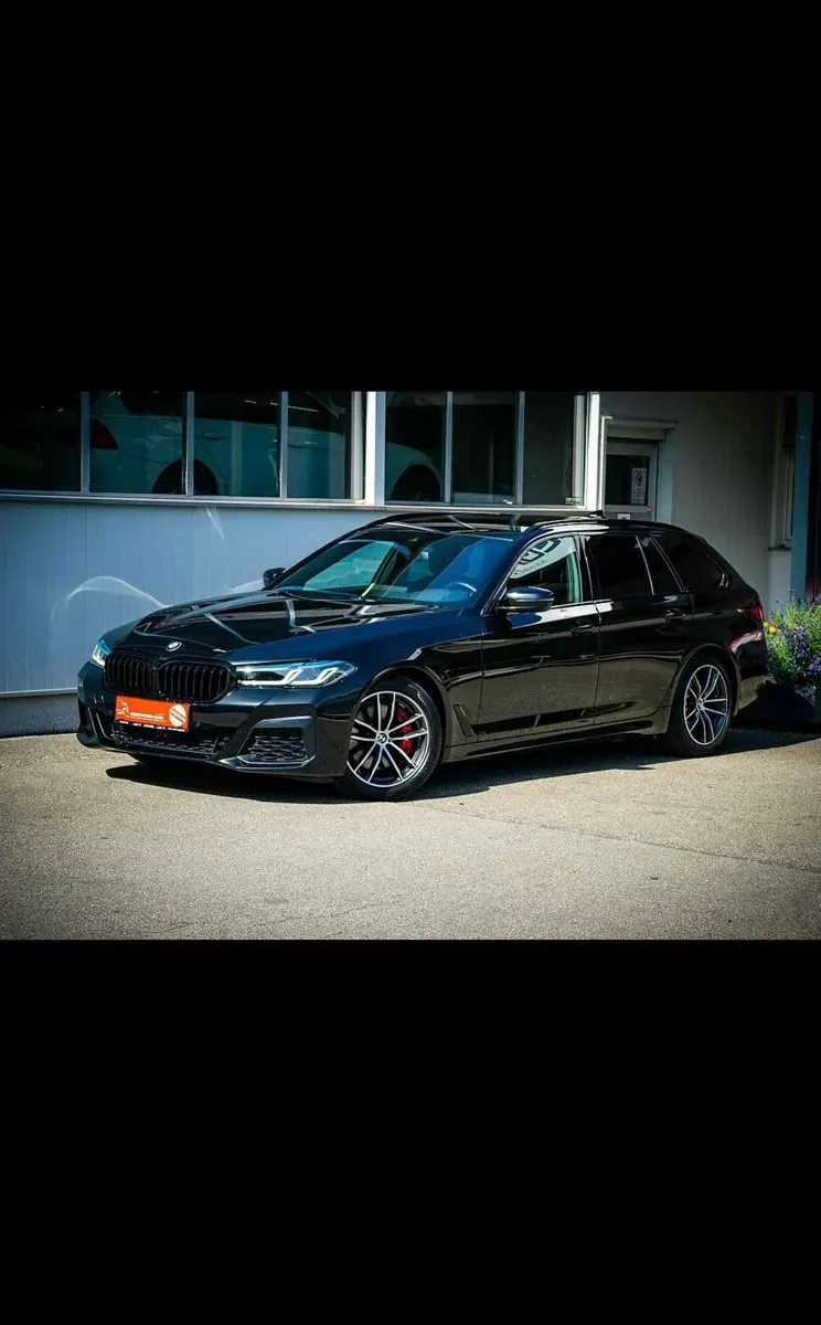 BMW 5 Series 2021 photo 2