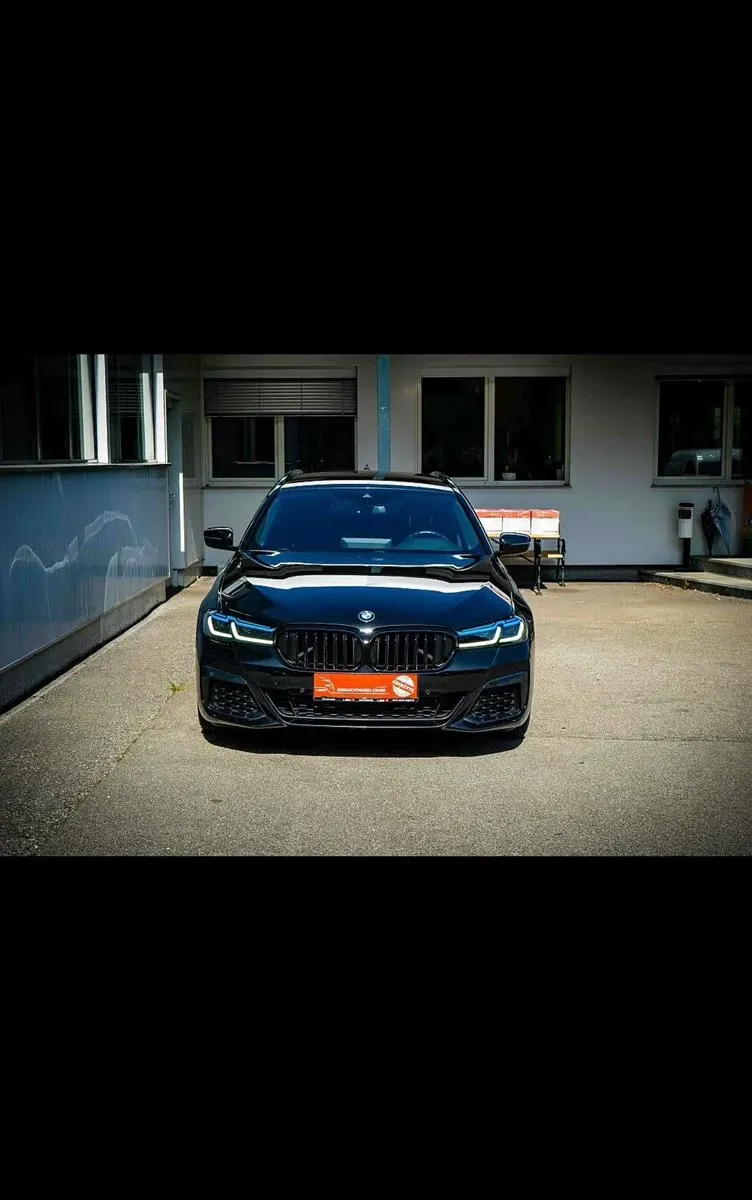 BMW 5 Series 2021 photo 3