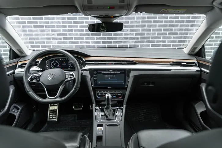 Volkswagen Arteon 2021 photo 2