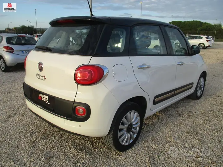 Fiat 500L 2015 photo 2