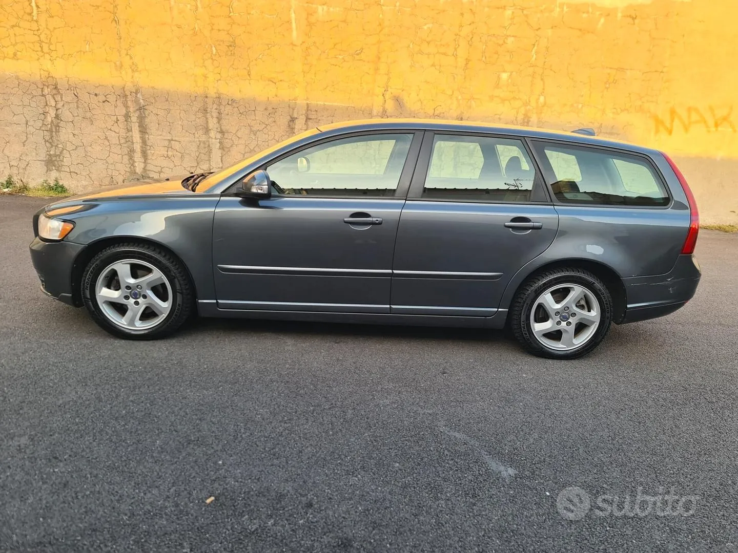Volvo V50 2011 photo 5