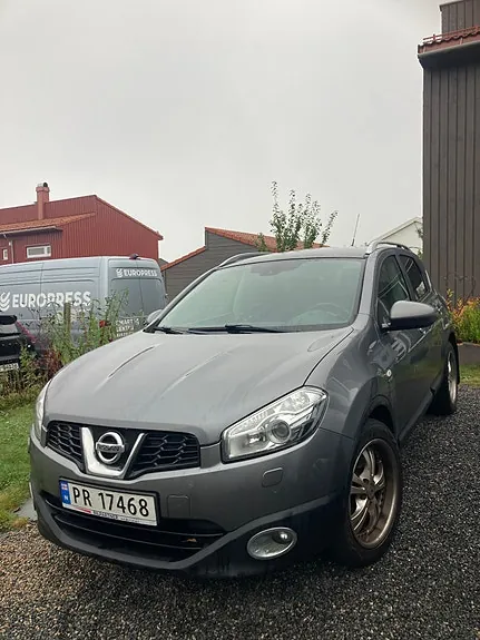 Nissan Qashqai 2013 photo 2
