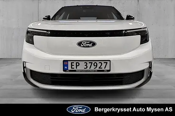 Ford Explorer 2025 photo 2