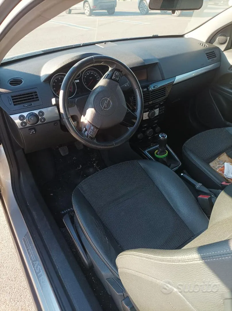Opel Astra 2007 photo 3
