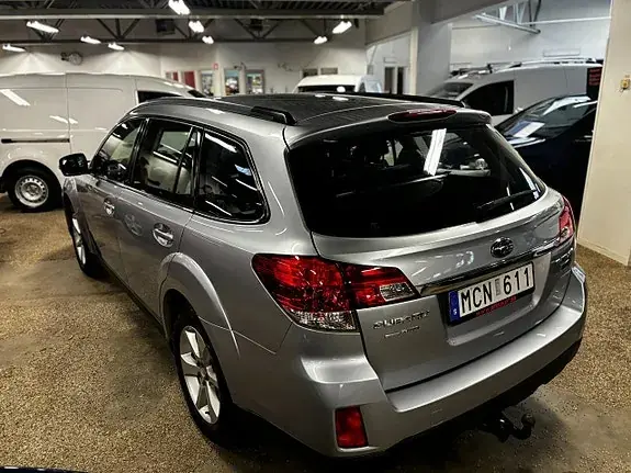 Subaru Outback 2013 photo 3