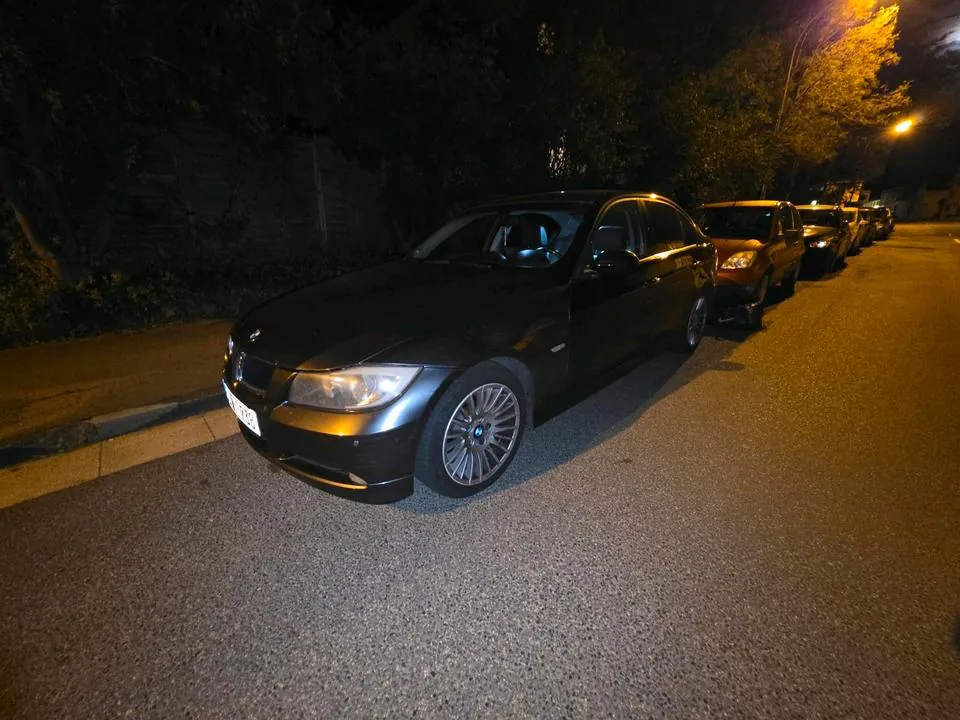 BMW 320D E90