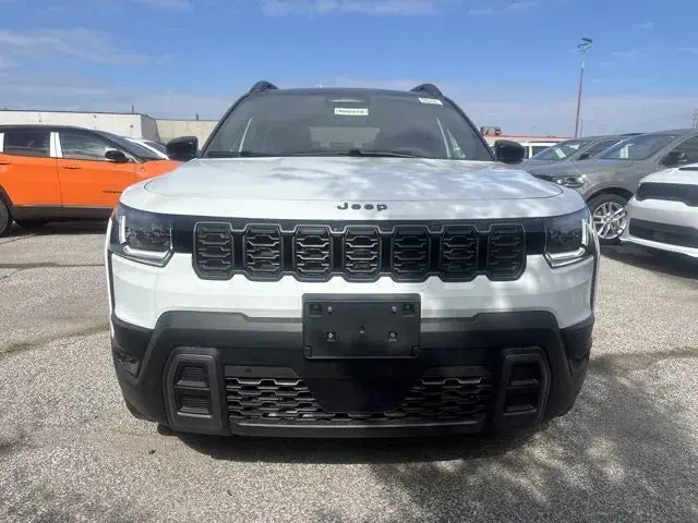 Jeep Cherokee 2026 photo 2