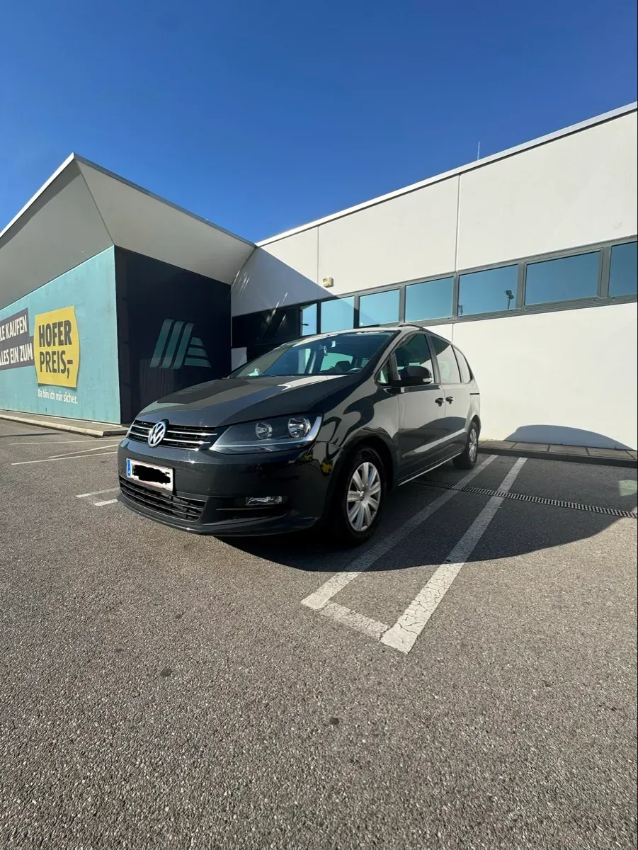Volkswagen Sharan 2012 photo 3