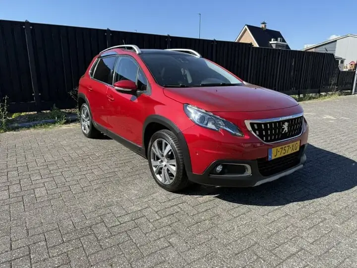 Peugeot 2008 2019 photo 3