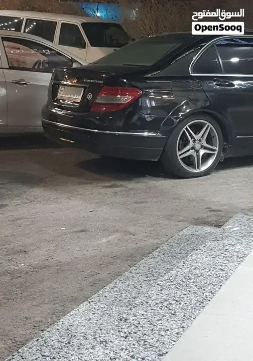 Mercedes-Benz C-Class 2008 photo 2