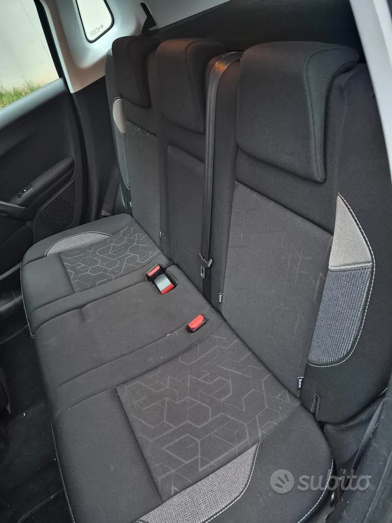 Peugeot 2008 2018 photo 4