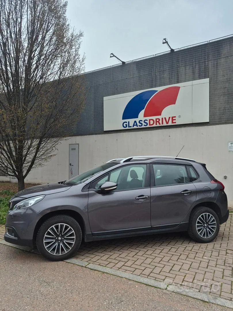Peugeot 2008 2018 photo 2