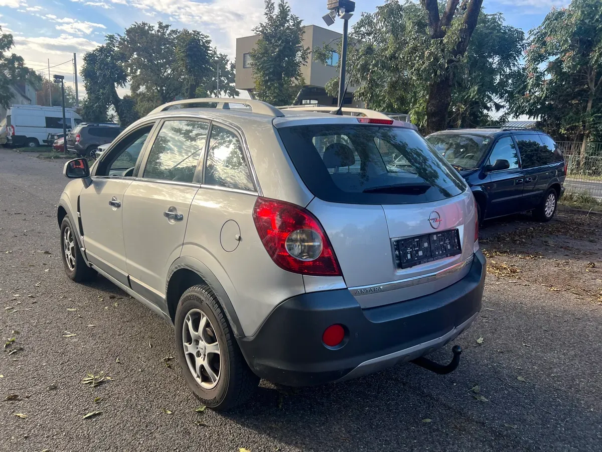 Opel Antara 2007 photo 3