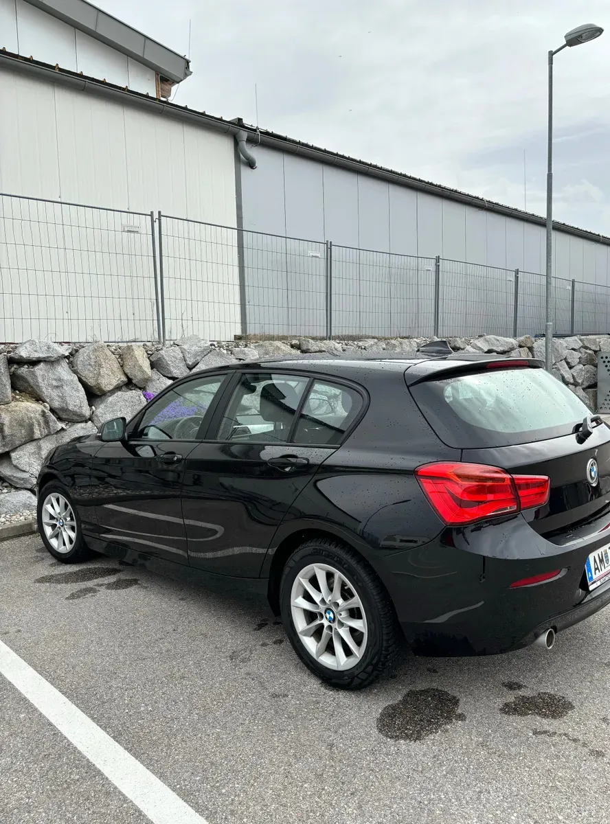 BMW 1 Series 2018 photo 2