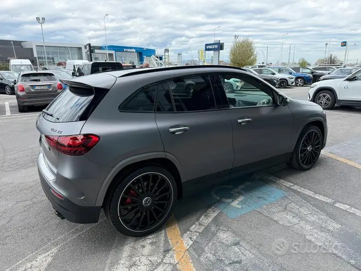 Mercedes-Benz Gla 2025 photo 2