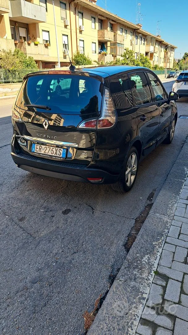 Renault Scenic 2013 photo 3