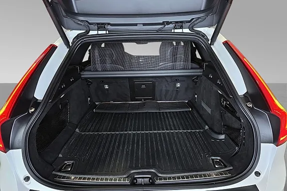 Volvo V90 Cross Country 2018 photo 5