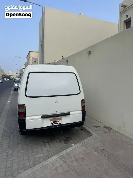 Mitsubishi L400 2008 photo 2