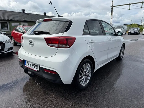 Kia Rio 2018 photo 5