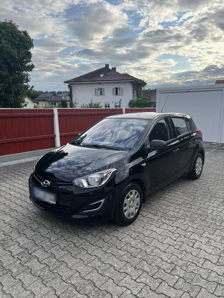 Hyundai I20