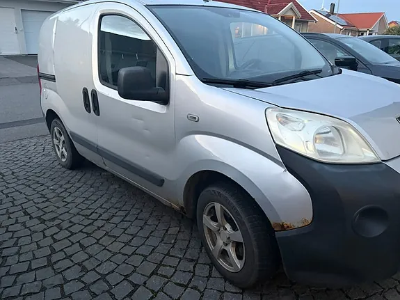Peugeot Bipper 2008 photo 2