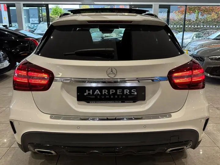Mercedes-Benz Gla 2019 photo 5