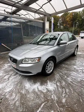 Volvo S40