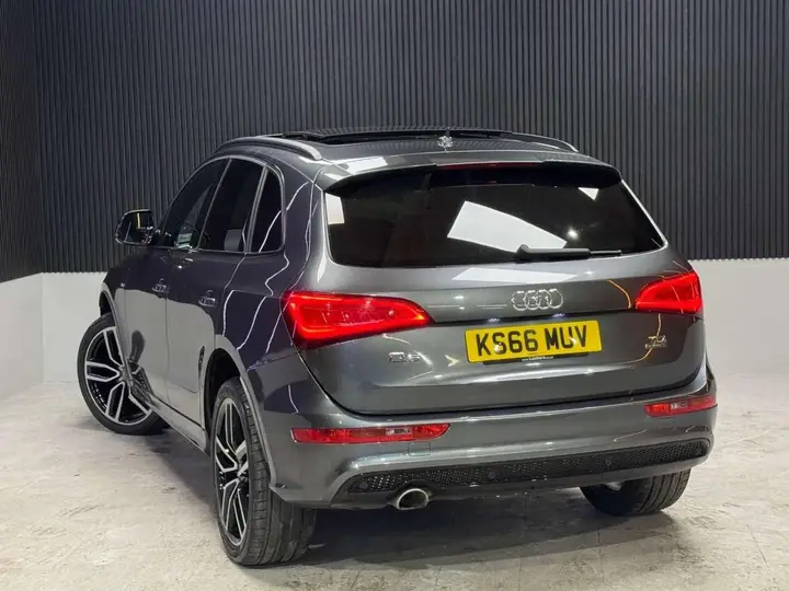 Audi Q5 2016 photo 2