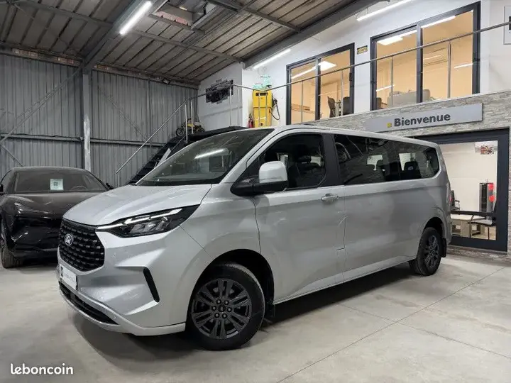 Ford Tourneo Custom