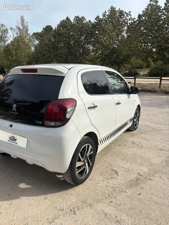 Peugeot 108 2017 photo 2