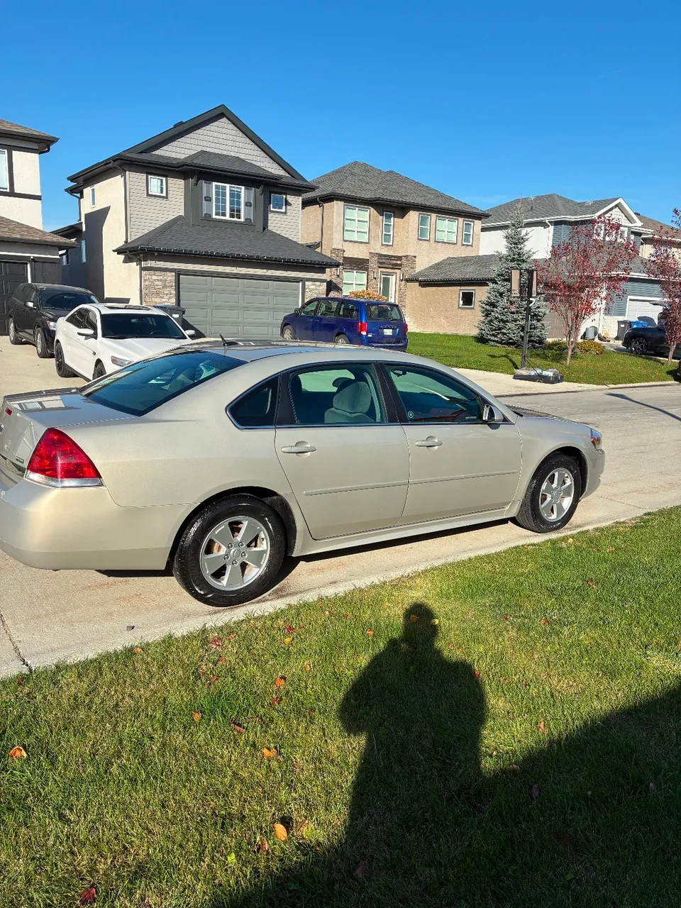 Chevrolet Impala 2010 photo 3