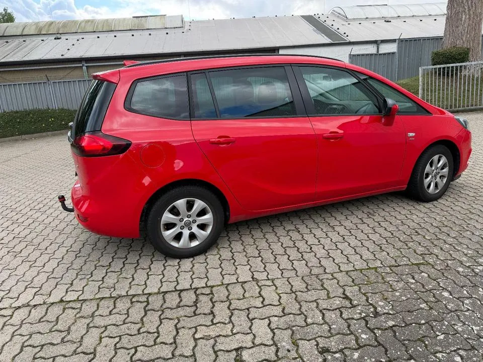 Opel Zafira C