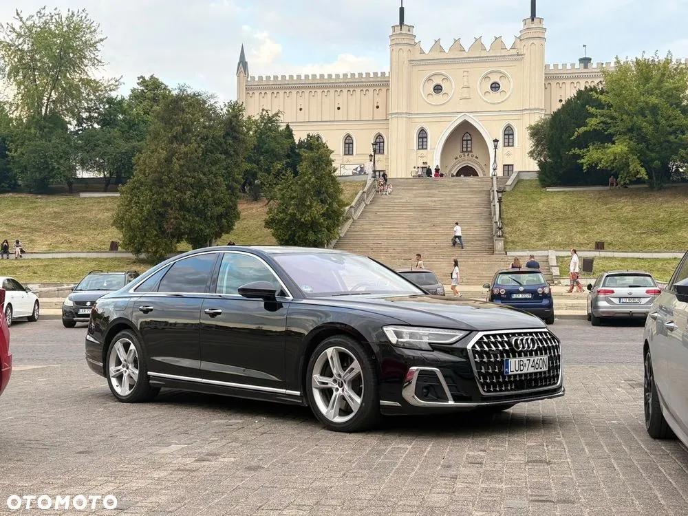 Audi A8 2022 photo 2