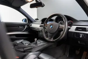 BMW M3 2009 photo 4