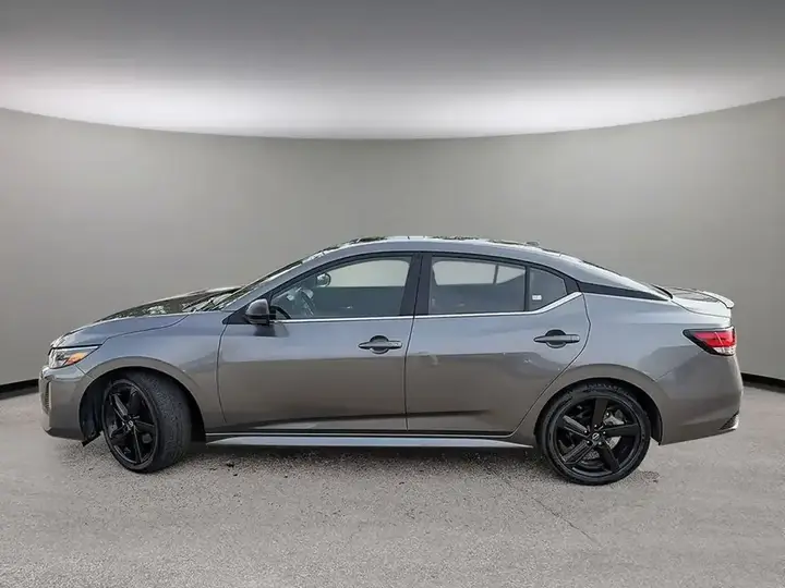 Nissan Sentra 2024 photo 3