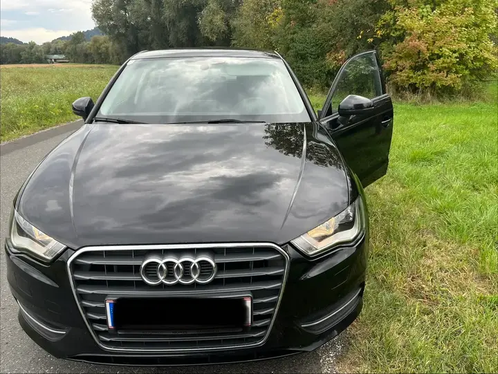 Audi A3 2015 photo 3