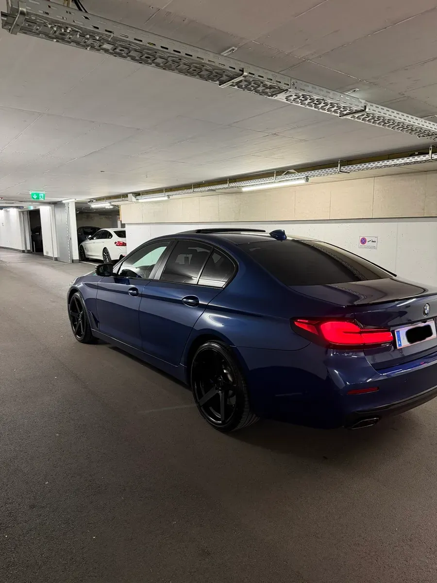 BMW 5 Series 2020 photo 3