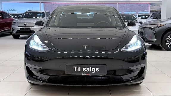 Tesla Model 3 2020 photo 3
