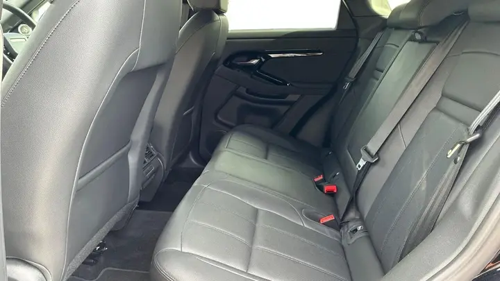 Land Rover Range Rover Evoque 2024 photo 4