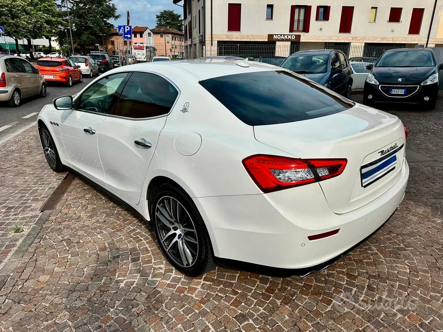 Maserati Ghibli 2017 photo 5