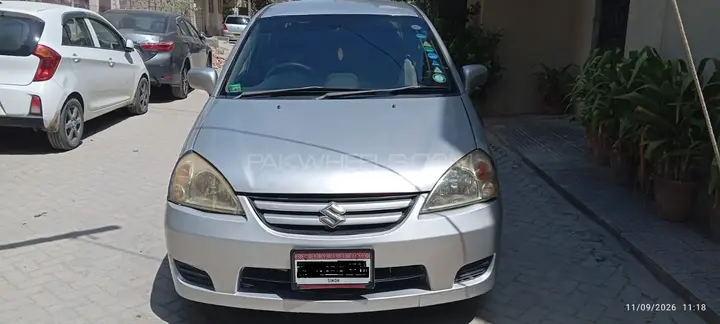 Suzuki Liana