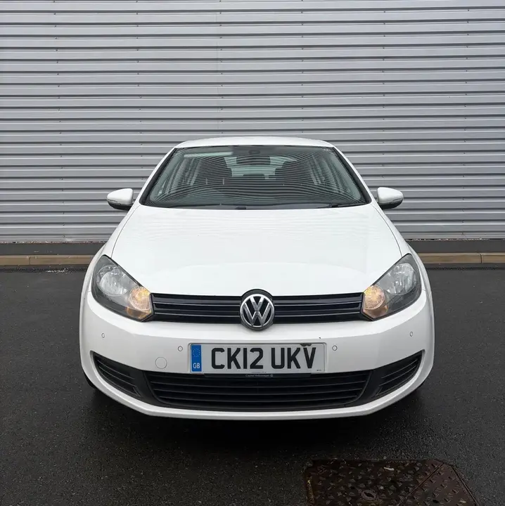 Volkswagen Golf 2012 photo 2